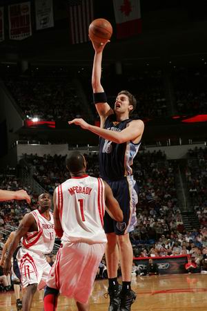 让他担任前 让他担任前